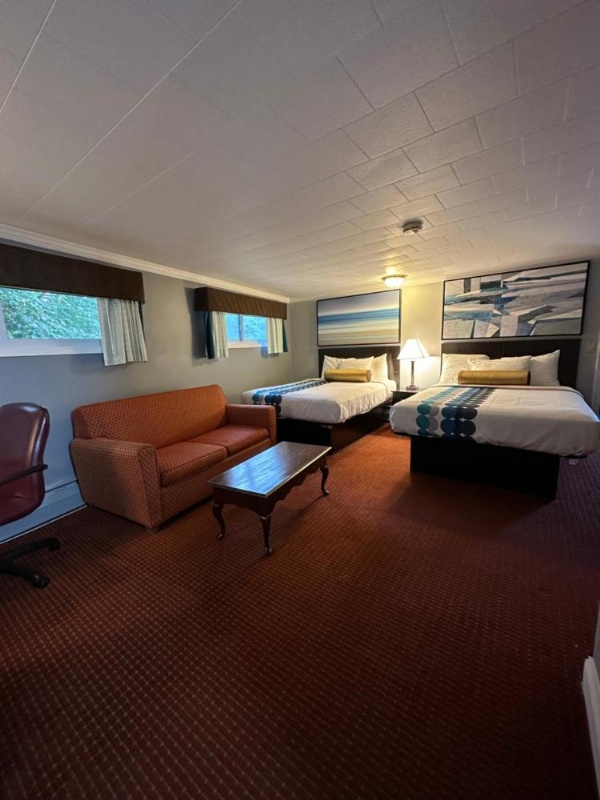 Rodeway Inn Orleans image 10