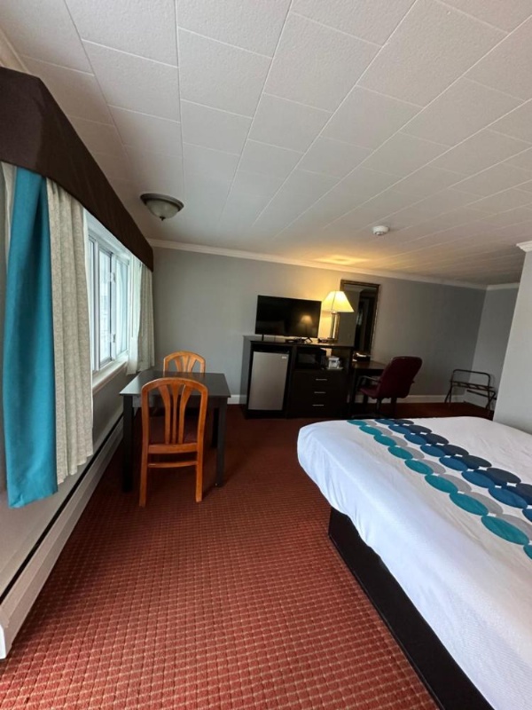 Rodeway Inn Orleans image 21